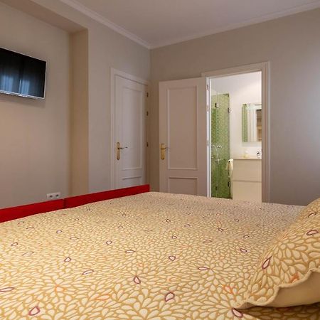 Apartamento Arenal - 3 Habitaciones Seville Luaran gambar