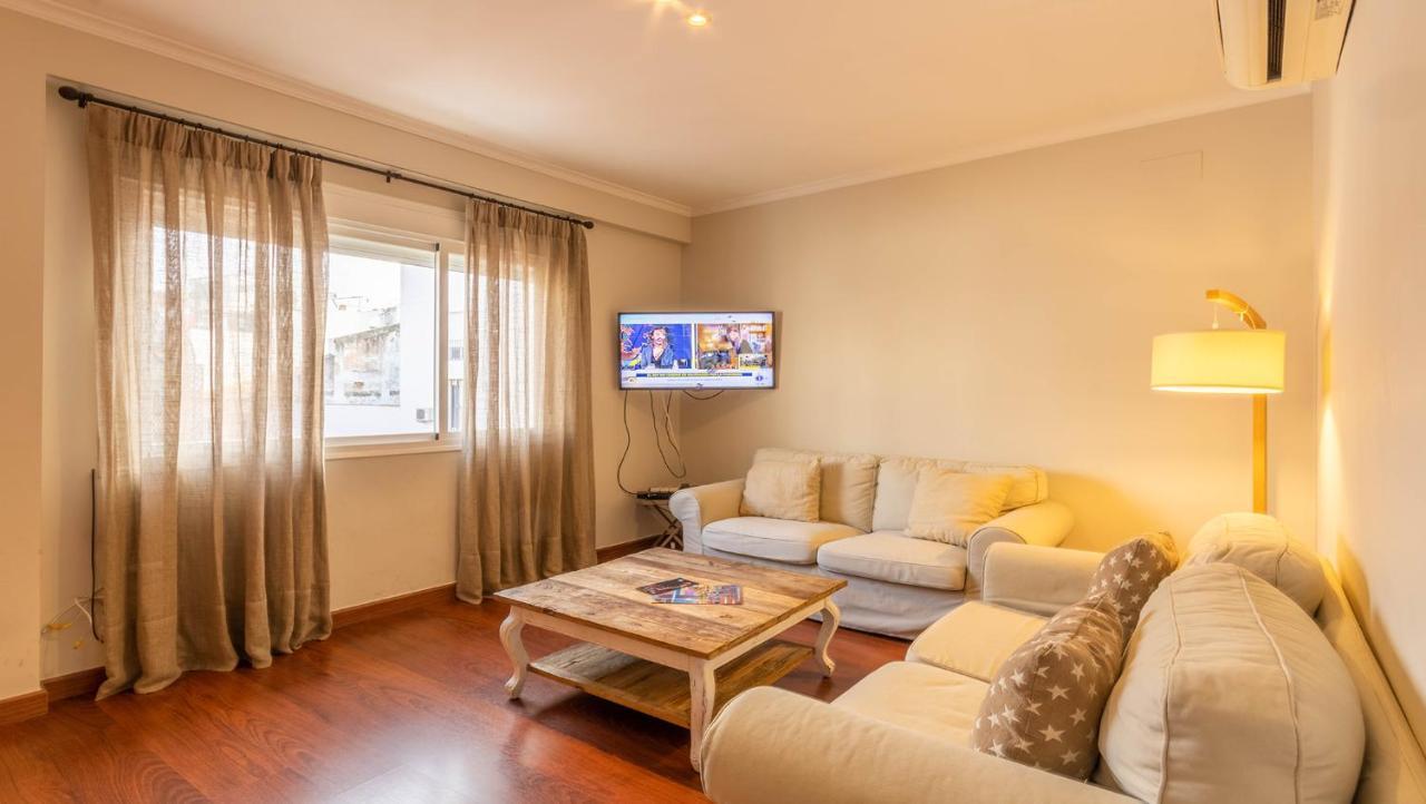Apartamento Arenal - 3 Habitaciones Seville Luaran gambar