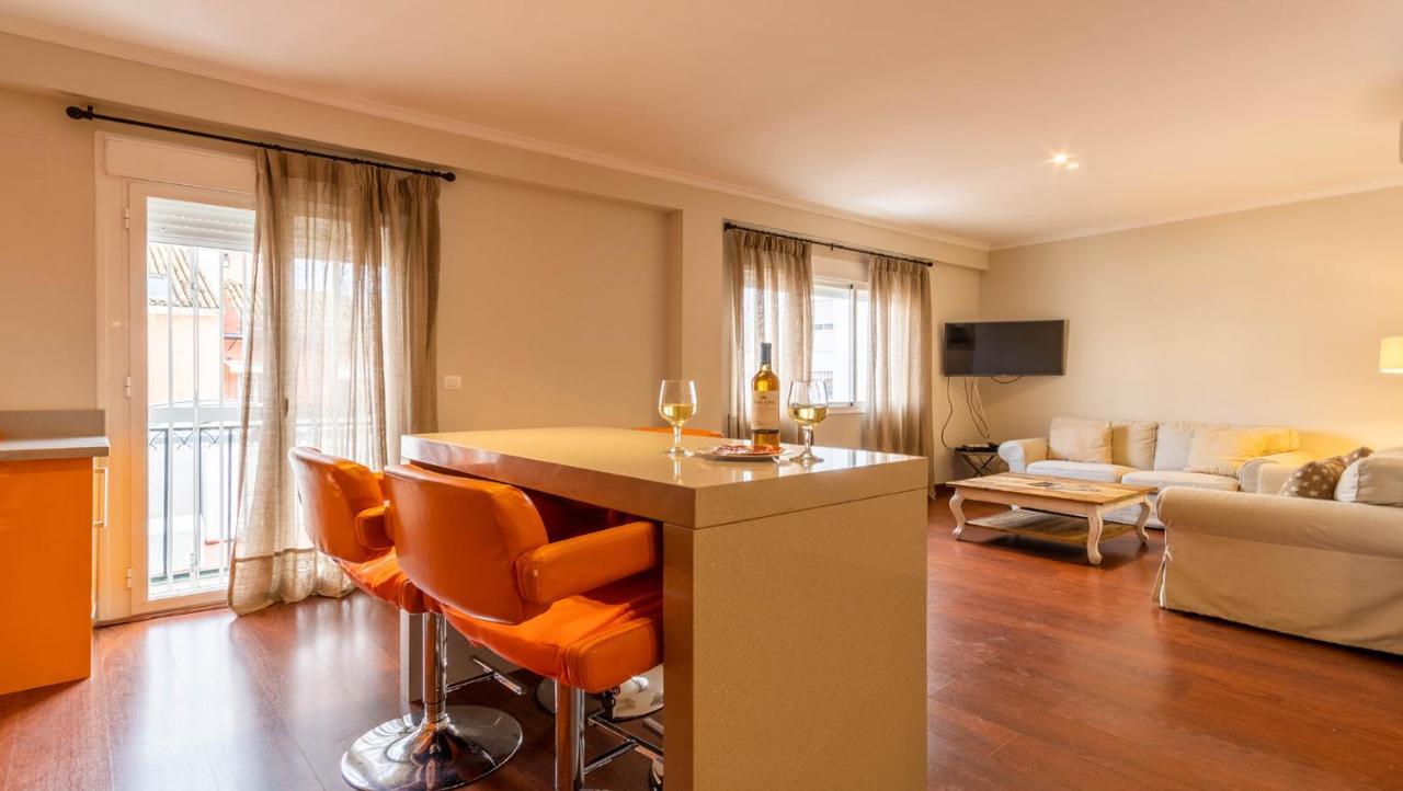 Apartamento Arenal - 3 Habitaciones Seville Luaran gambar