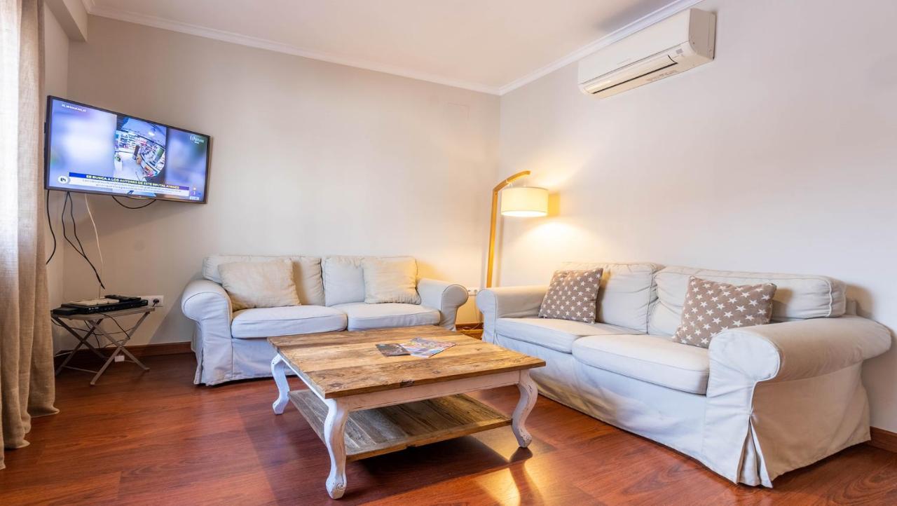 Apartamento Arenal - 3 Habitaciones Seville Luaran gambar